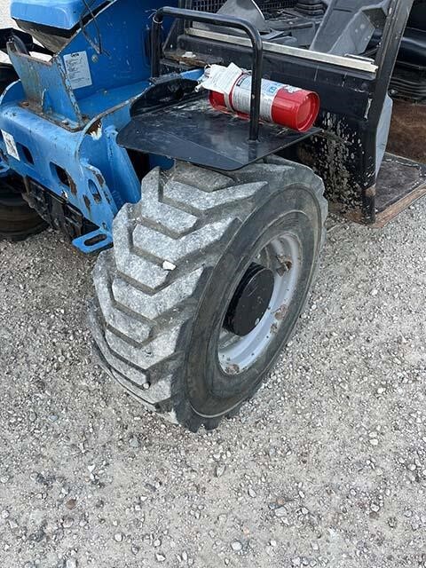 2017 Genie GTH-5519-8