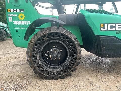 2017 JCB 509-42-13