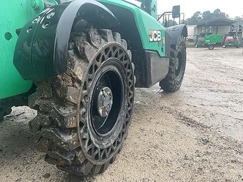 2017 JCB 509-42-14