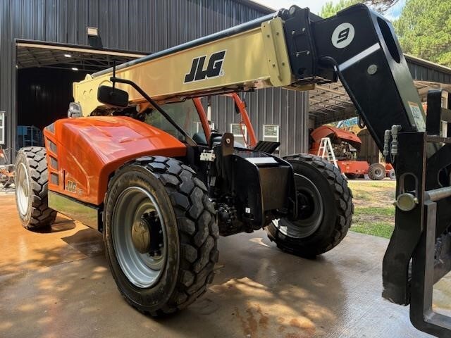2025 JLG 943-5