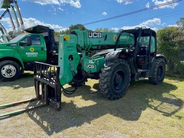 2016 JCB 507-42-1