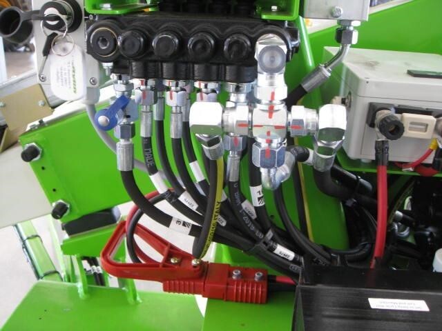 2025 Niftylift TM34T-20