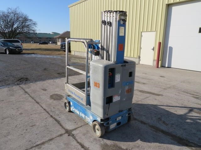 2015 Genie GR-20 Picture 2 2015 Genie GR-20-2