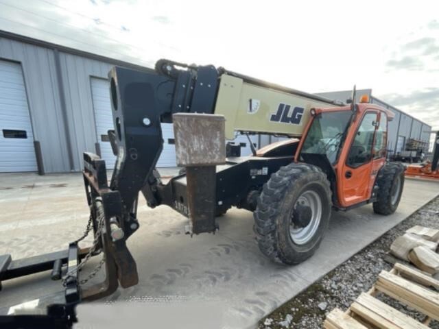 2018 JLG 1255