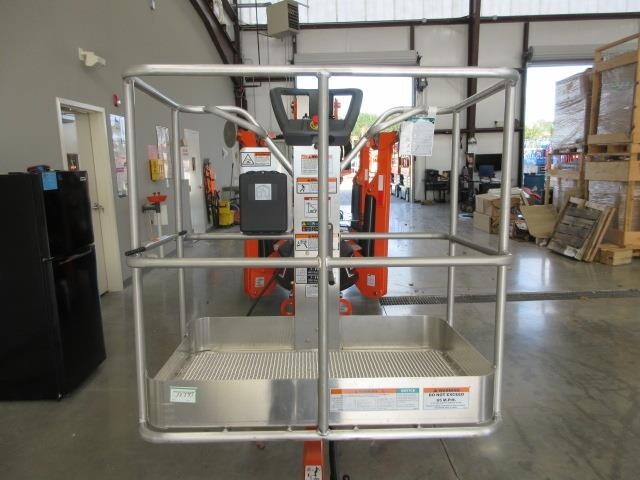 2025 JLG ET500J-7