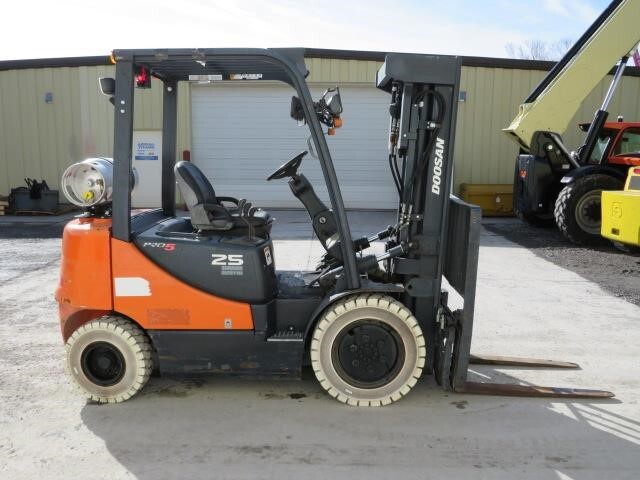 2018 Doosan G25P-5-5