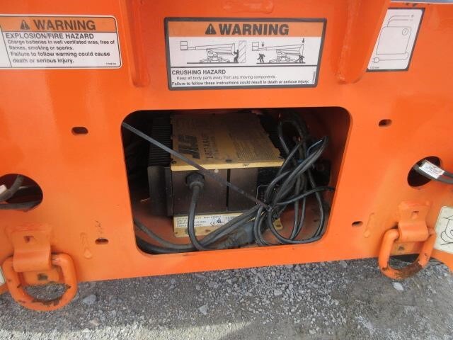 2022 JLG T350-11