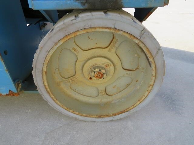 2018 Genie GS-2632 Picture 14 2018 Genie GS-2632-14