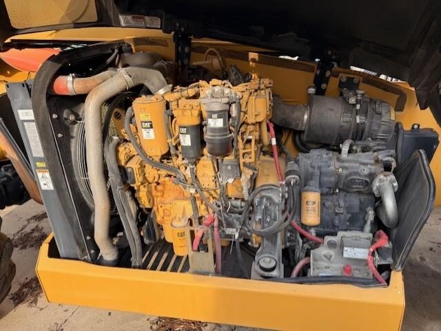 2015 CAT TL1055D Picture 10 2015 CAT TL1055D-10