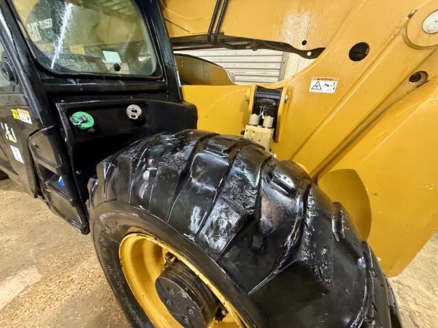 2019 CAT TL1255D-8
