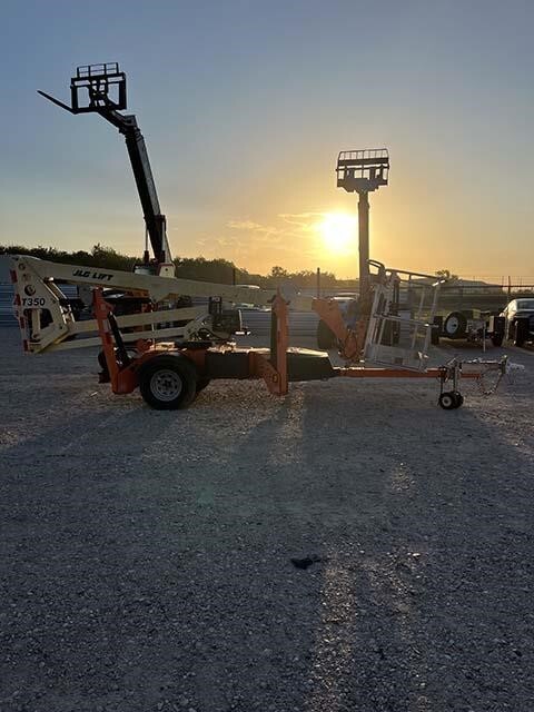 2018 JLG T350-5