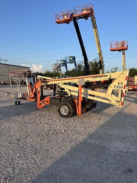 2018 JLG T350-7