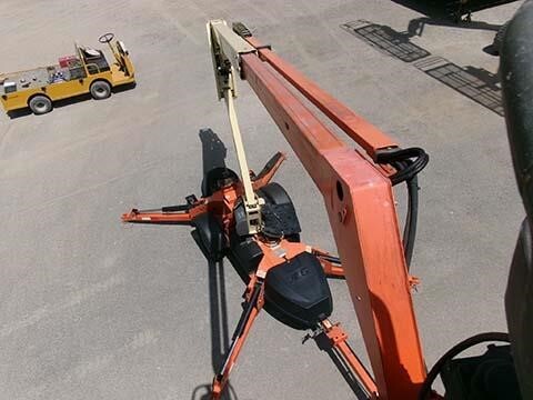 2018 JLG T350-18