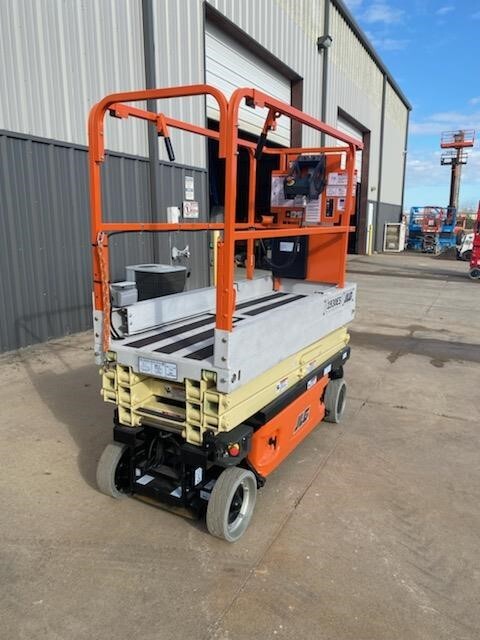 2013 JLG 1930ES-8