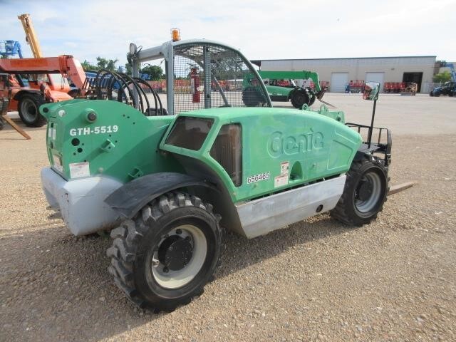 2015 Genie GTH-5519-3