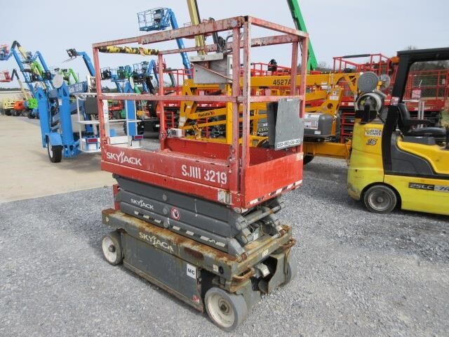 2018 Skyjack SJ3219 Picture 2 2018 Skyjack SJ3219-2