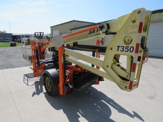2018 JLG T350-8