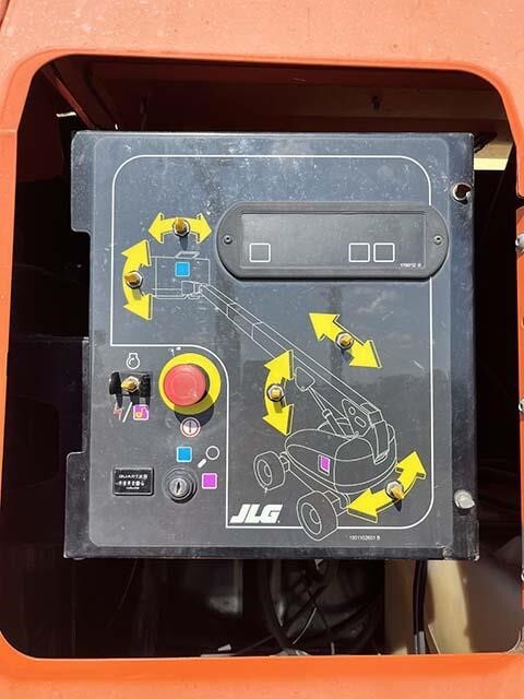 2017 JLG 800S Picture 16 2017 JLG 800S-16