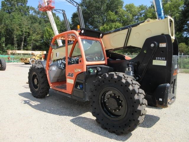 2016 JLG 642-6