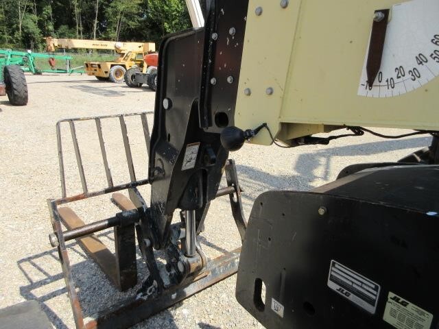 2016 JLG 642-19
