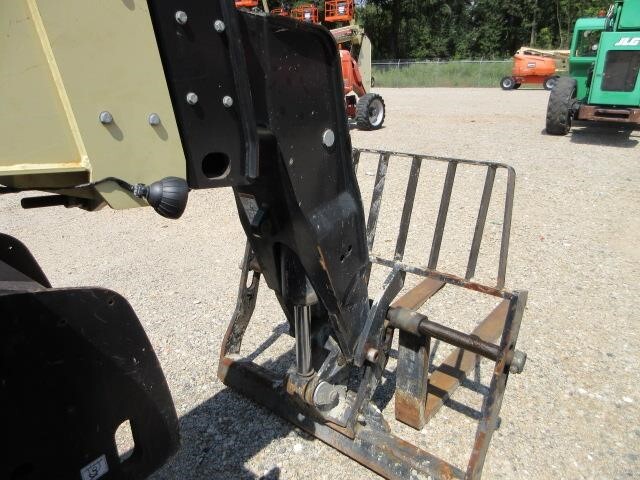 2016 JLG 642-18