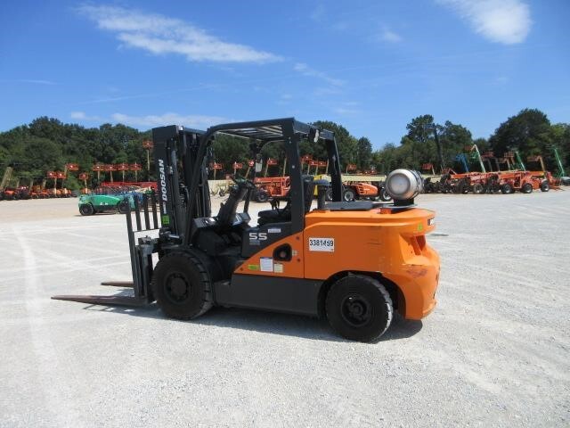 2022 Doosan G55C-7-4