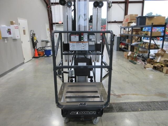 2025 JLG 38AM-7