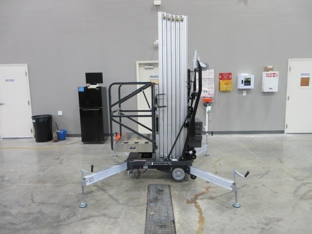 2025 JLG 38AM-24