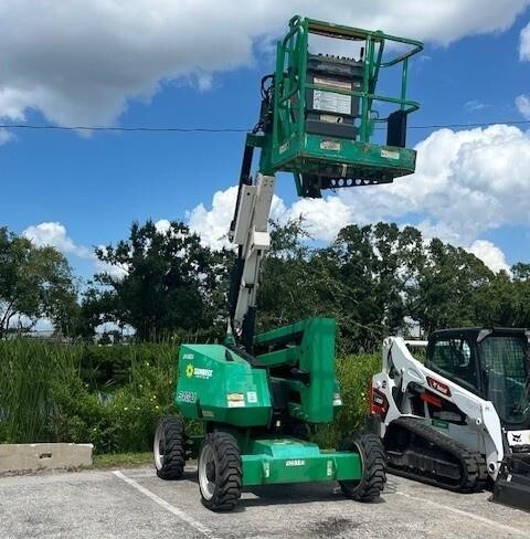 2016 JLG 340AJ-3