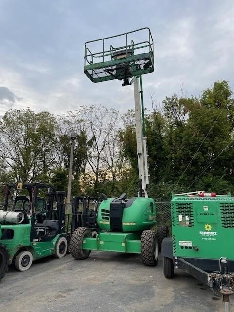 2015 JLG 600AJ-1