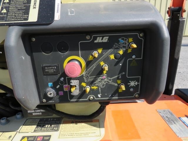 2018 JLG T350-17