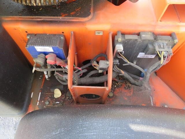 2018 JLG T350-14