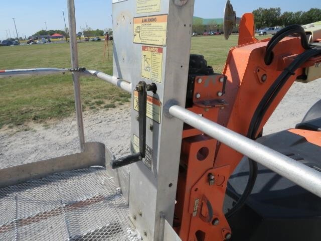 2018 JLG T350-19