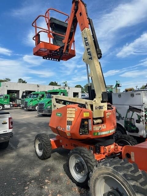2015 JLG 340AJ Picture 2 2015 JLG 340AJ-2