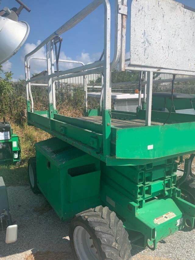 2014 JLG 260MRT-3