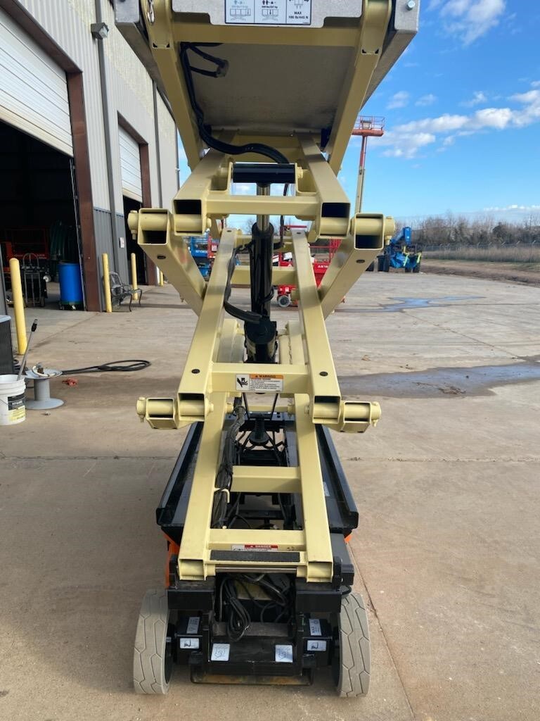 2013 JLG 1930ES-14