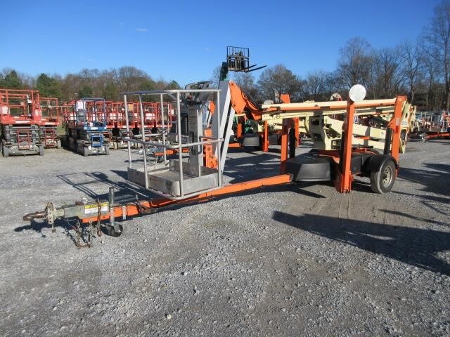 2017 JLG T500J-1