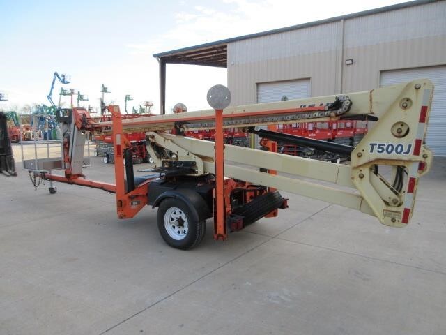 2017 JLG T500J-4