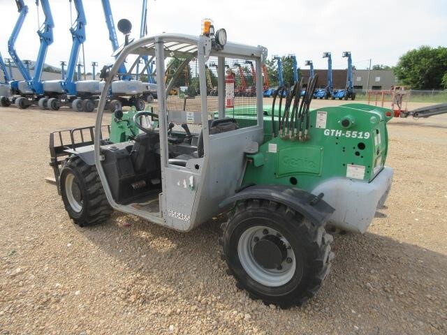 2015 Genie GTH-5519-4