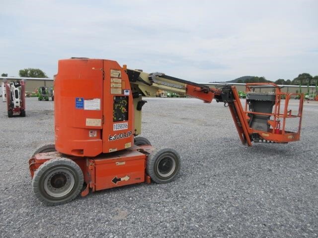 2015 JLG E300AJP Picture 3 2015 JLG E300AJP-3