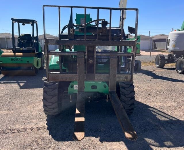 2017 Genie GTH-5519-2