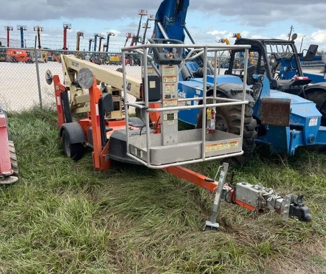 2022 JLG T350