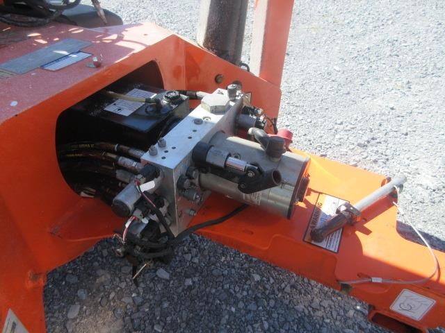 2018 JLG T350-19