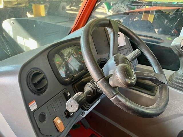 2016 JLG 943-5