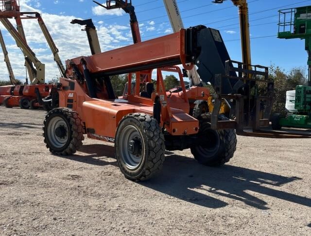2017 SkyTrak 8042-4