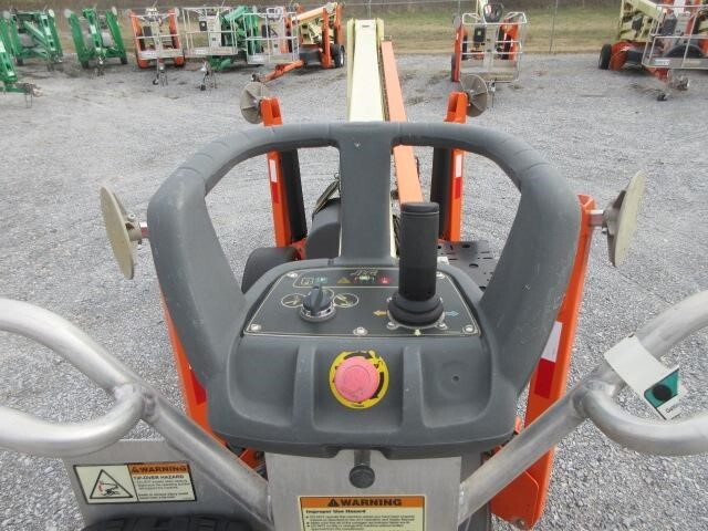2021 JLG T350-7