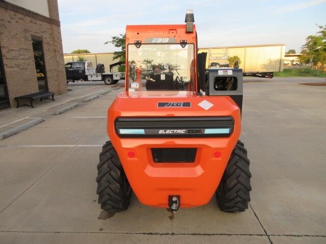 2025 JLG E313-6