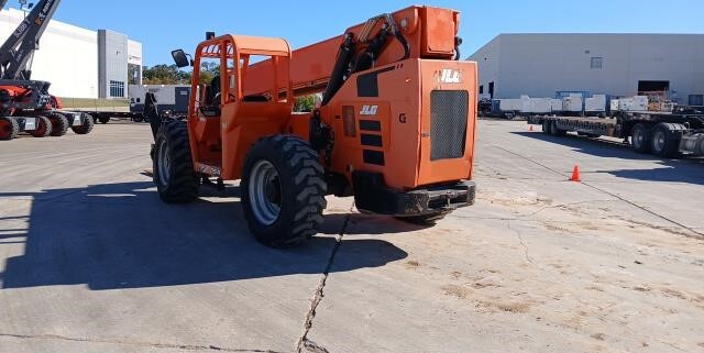 2017 SkyTrak 10054-8