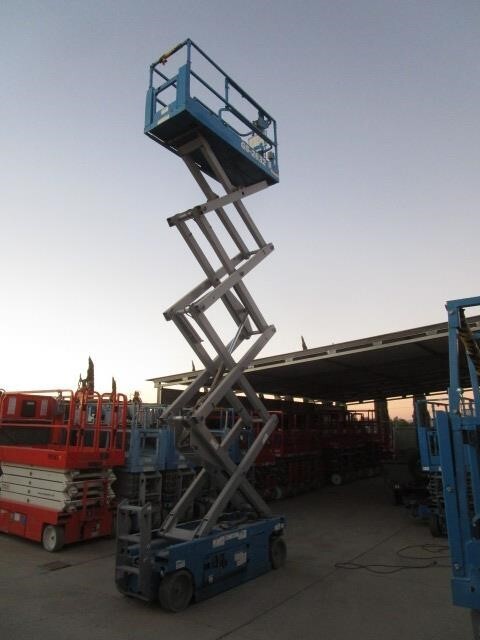 2017 Genie GS-2632 Picture 12 2017 Genie GS-2632-12