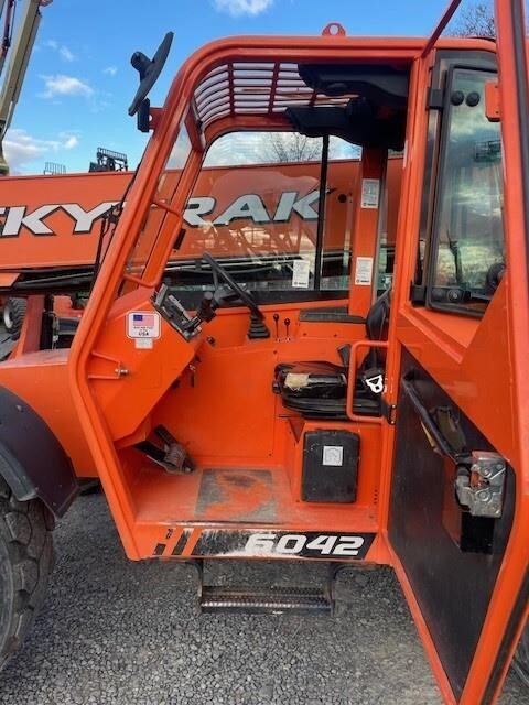 2017 SkyTrak 6042-7